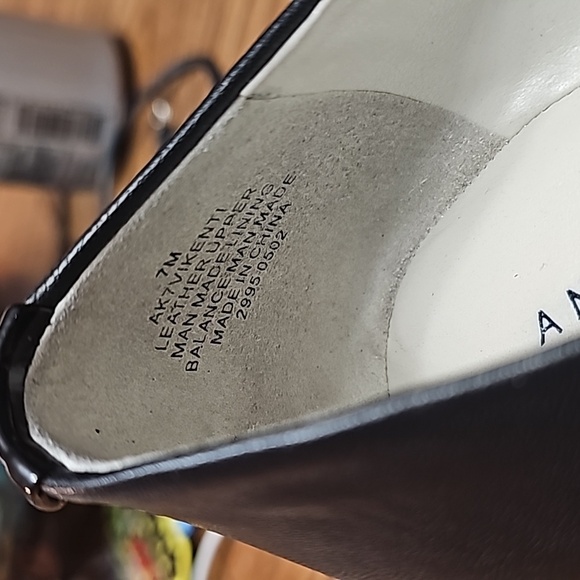 Anne Klein iflex Leather Wedge Heels Black sz-7 - Picture 5 of 7